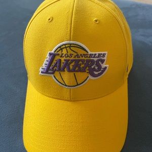 COPY - LA Lakers Cap New with no tags